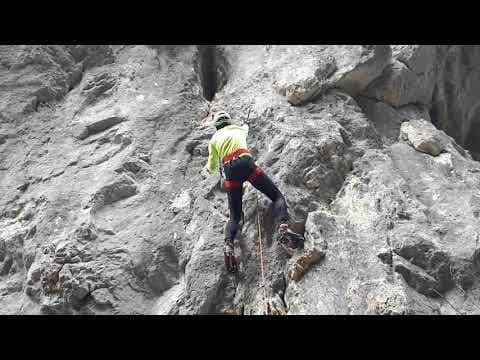 Dry Tooling, Harmonica M8