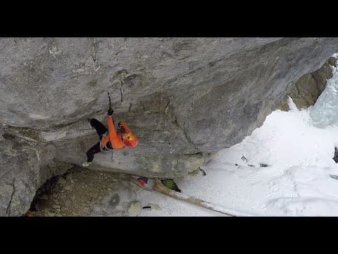 Dry tooling Romania, Bicajelului Gorge. Endorphin M10, solitar.