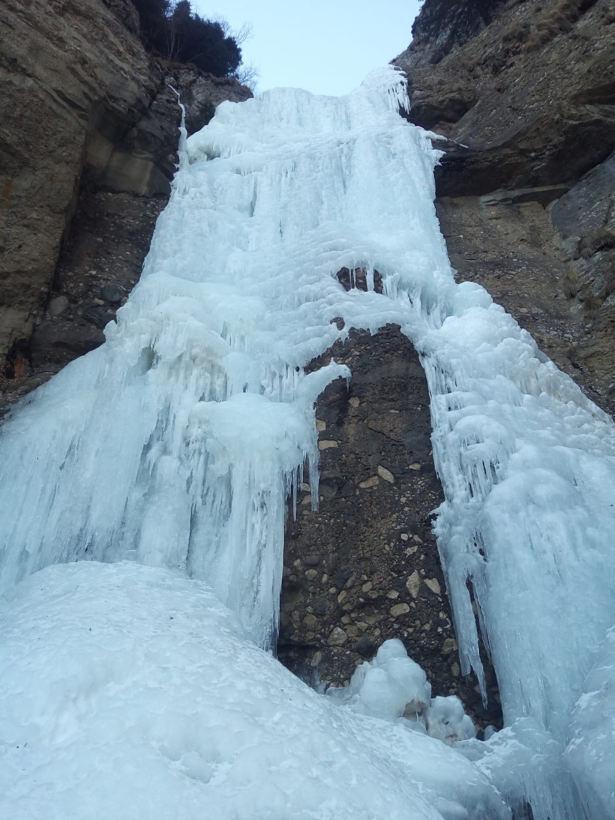 Cascada Vântuiș ianuarie 2020 Cascada Vântuiș ianuarie 2020