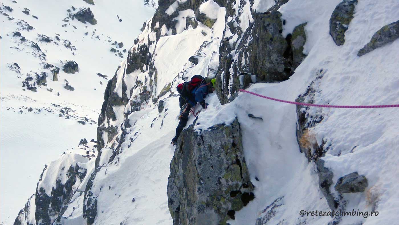 Finalul traverseului. Sursă foto: retezatclimbing.ro Finalul traverseului. Sursă foto: retezatclimbing.ro
